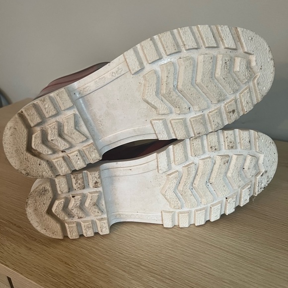 Burberry Women’s Rain Boot, size 39 - Picture 4 of 6